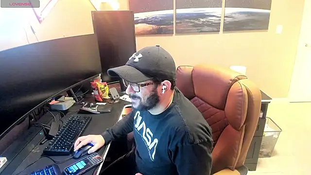 boytoyfrindles online show from 02/11/26, 12:15