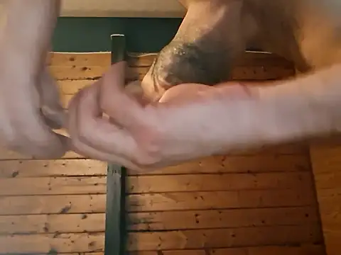 longthicknslick online show from 11/12/25, 08:15