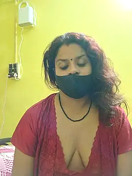 Snapshot of Sexyranibhabhi chatting on 02/23/25, 05:56 Sexyranibhabhi online show from 02/23/25, 05:56