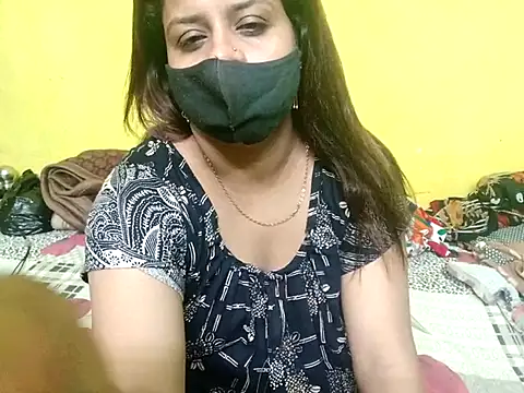 Snapshot of Sexyranibhabhi chatting on 09/29/25, 04:01 Sexyranibhabhi online show from 09/29/25, 04:01
