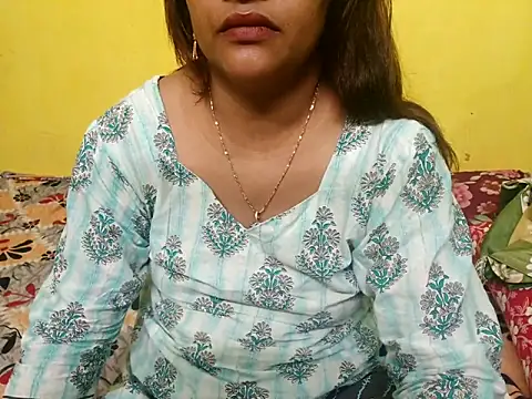 Snapshot of Sexyranibhabhi chatting on 10/20/25, 03:23 Sexyranibhabhi online show from 10/20/25, 03:23