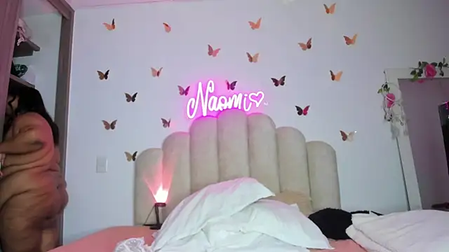 NaomiAsha online show from 09/21/25, 11:17