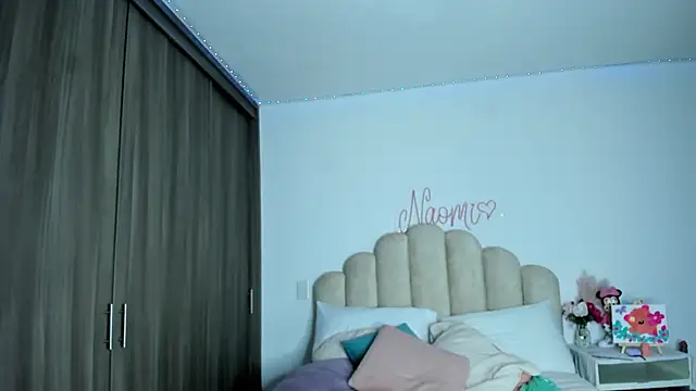 NaomiAsha online show from 02/04/26, 11:20