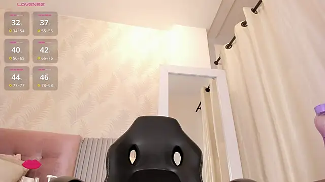 Kimmie kaboom x online show from 05/07/26, 07:19
