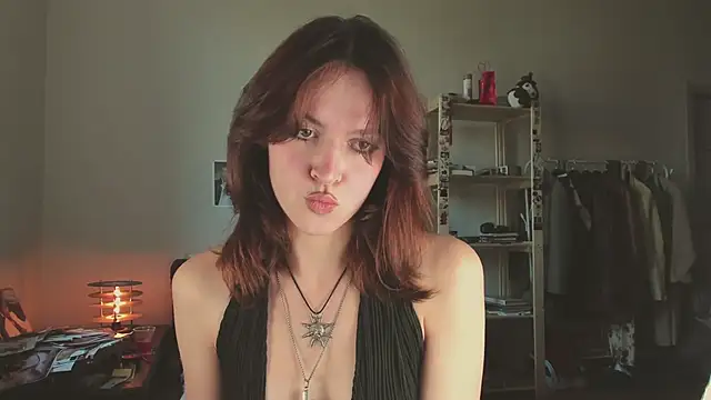 Snapshot of Niky__Jess chatting on 05/23/26, 01:37 Niky Jess online show from 05/23/26, 01:37