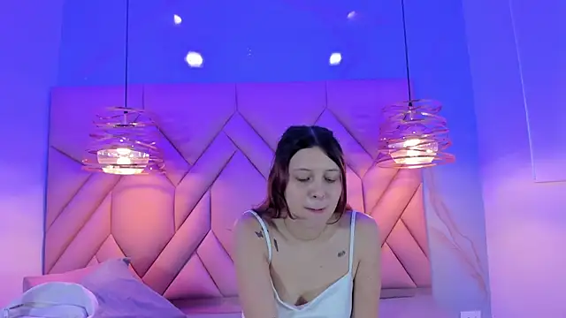 AngelaaCute  online show from 03/08/25, 12:30