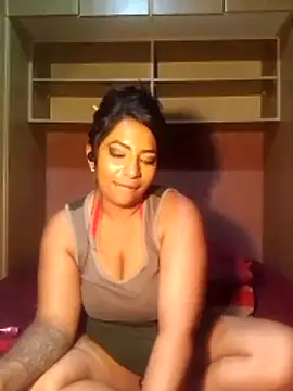 indianstormxo  online show from 12/13/25, 09:31