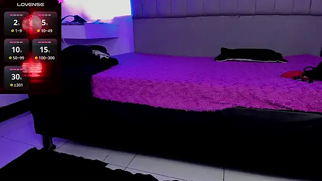 SukiFuyu  online show from 01/29/25, 03:37