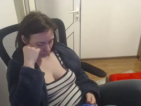 SweetAdela92 online show from 02/12/26, 11:33