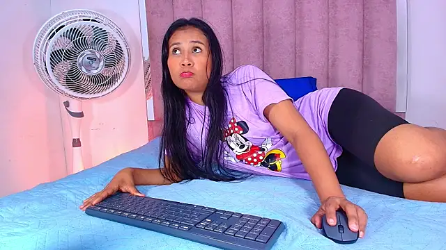 Snapshot of anisha_x chatting on 09/17/25, 07:26 anisha x online show from 09/17/25, 07:26