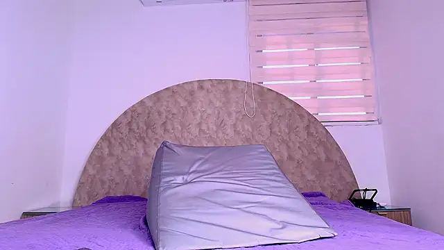 anisha x online show from 03/07/26, 07:22