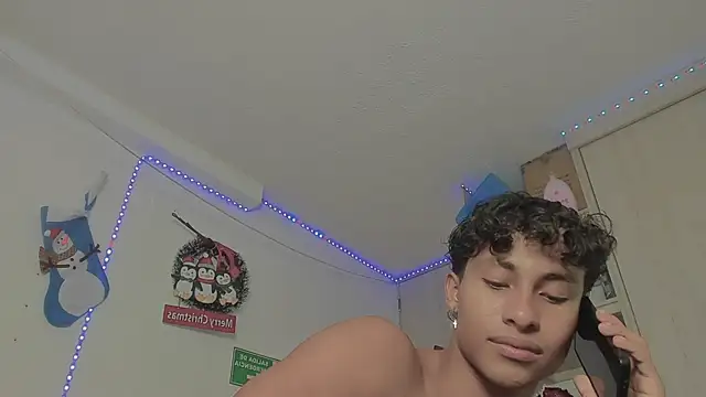 Snapshot of _diegsz_ chatting on 12/11/24, 06:20 diegsz online show from 12/11/24, 06:20