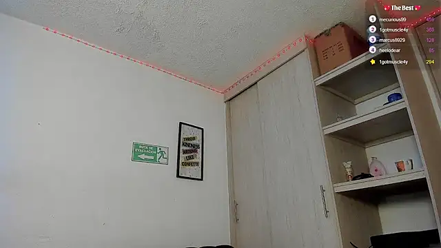 Snapshot of _diegsz_ chatting on 02/17/25, 06:59 diegsz online show from 02/17/25, 06:59