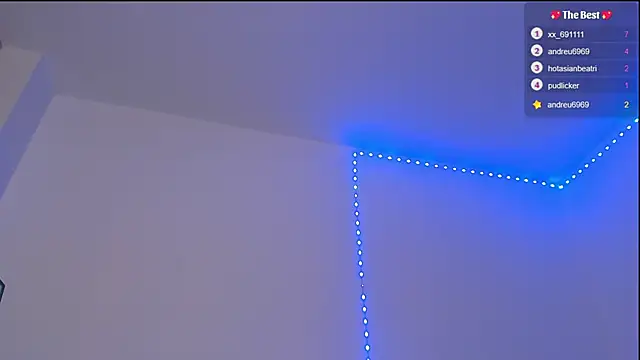 Snapshot of _diegsz_ chatting on 03/17/25, 01:35 diegsz online show from 03/17/25, 01:35