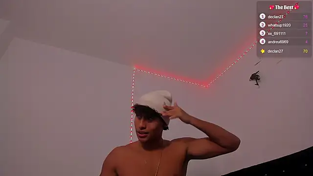 Snapshot of _diegsz_ chatting on 03/19/25, 07:06 diegsz online show from 03/19/25, 07:06