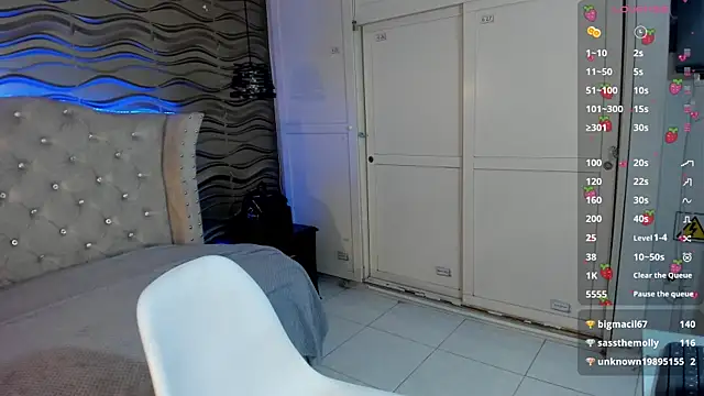 meraki fraise online show from 01/25/25, 01:32