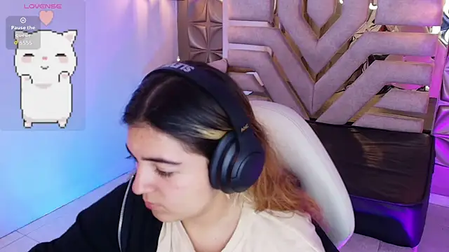 meraki fraise online show from 09/26/25, 07:29