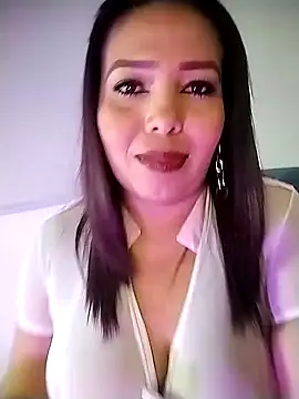 Snapshot of Giinger_gap chatting on 10/28/25, 04:16 Giinger gap online show from 10/28/25, 04:16