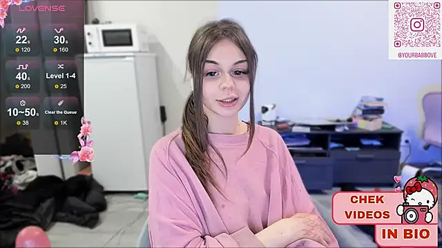 Snapshot of shy_melony chatting on 01/01/25, 07:32 shy melony online show from 01/01/25, 07:32