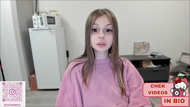 Snapshot of shy_melony chatting on 01/15/25, 04:47 shy melony online show from 01/15/25, 04:47