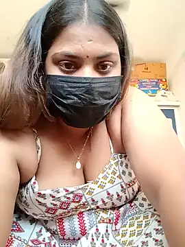 Hotmilfxox online show from 01/06/25, 08:24