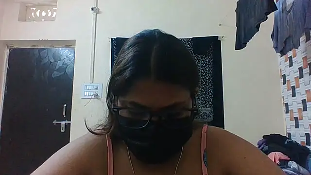 Hotmilfxox online show from 06/21/26, 07:11