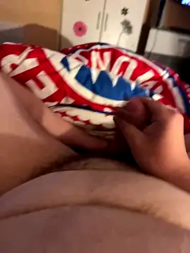 itzznick2005 online show from 09/28/25, 04:56