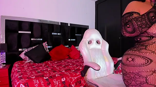 Tasha Sant online show from 10/27/25, 08:24