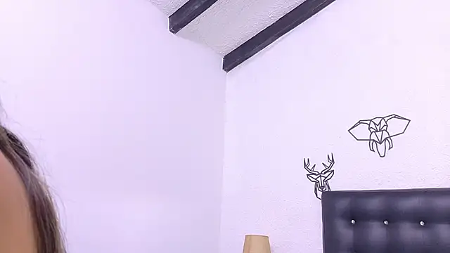 Skinny hottie18 online show from 12/19/24, 08:02