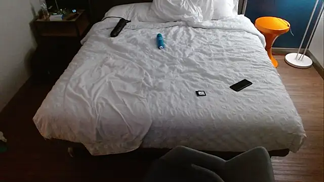 Snapshot of H1gh_Fr3qu3ncy chatting on 02/02/25, 12:24 H1gh Fr3qu3ncy online show from 02/02/25, 12:24