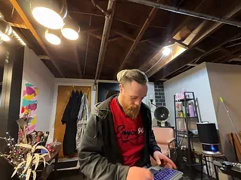 Snapshot of H1gh_Fr3qu3ncy chatting on 03/01/26, 02:46 H1gh Fr3qu3ncy online show from 03/01/26, 02:46