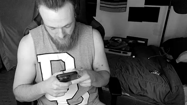 Snapshot of H1gh_Fr3qu3ncy chatting on 03/20/26, 06:35 H1gh Fr3qu3ncy online show from 03/20/26, 06:35