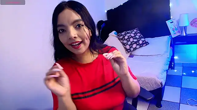Snapshot of loren_tits24 chatting on 05/15/26, 08:16 loren tits24 online show from 05/15/26, 08:16