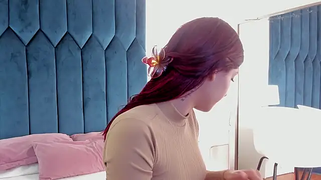 AnnyCherry  online show from 03/21/25, 10:50