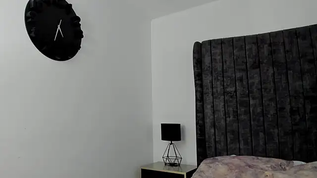 AnnyCherry  online show from 11/08/25, 12:22