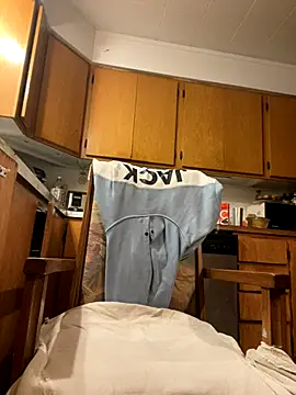 Frenchpoo online show from 09/19/25, 06:37