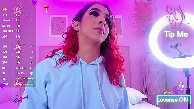 Snapshot of EIMY_BRIGHT chatting on 09/10/25, 04:01 EIMY BRIGHT online show from 09/10/25, 04:01