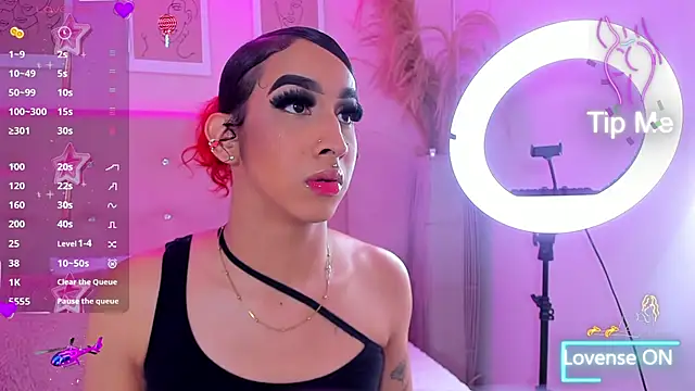 Snapshot of EIMY_BRIGHT chatting on 10/04/25, 03:48 EIMY BRIGHT online show from 10/04/25, 03:48