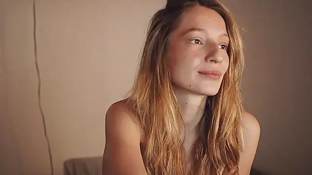 Snapshot of Stephany_talks chatting on 03/01/25, 12:39 Stephany talks online show from 03/01/25, 12:39