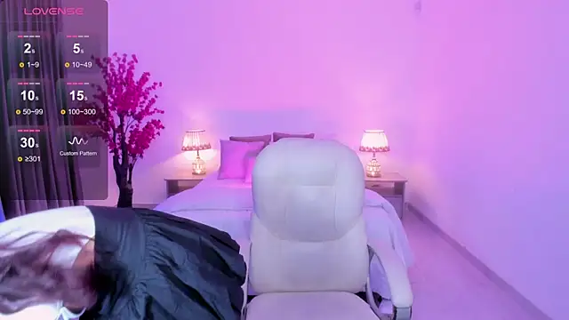 anniie smith online show from 09/20/25, 11:00