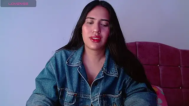 Paris-love online show from 12/21/24, 04:41