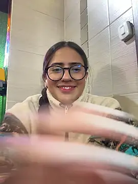 Paris-love online show from 03/08/25, 09:18