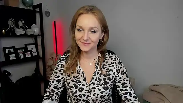 AliciaDesire online show from 03/17/26, 07:01