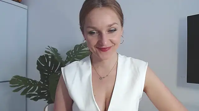 AliciaDesire online show from 03/25/26, 07:14