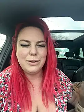 Snapshot of redxxxvixen chatting on 02/19/25, 04:44 redxxxvixen online show from 02/19/25, 04:44