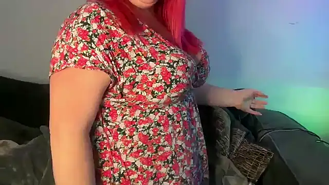 Snapshot of redxxxvixen chatting on 02/19/25, 10:42 redxxxvixen online show from 02/19/25, 10:42
