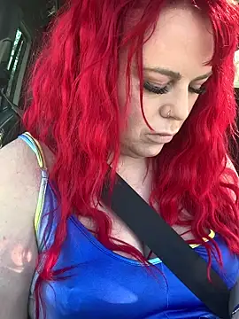 Snapshot of redxxxvixen chatting on 03/18/25, 10:03 redxxxvixen online show from 03/18/25, 10:03