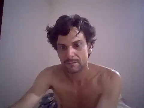 couplemilk online show from 01/03/25, 08:21