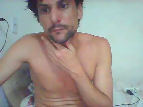 couplemilk online show from 02/01/25, 05:18