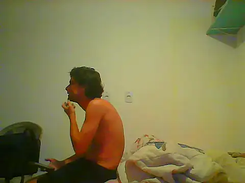 couplemilk online show from 02/04/25, 02:49